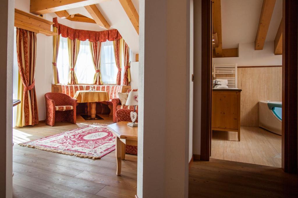 מדונה די קמפיליו Hotel Chalet All'Imperatore מראה חיצוני תמונה