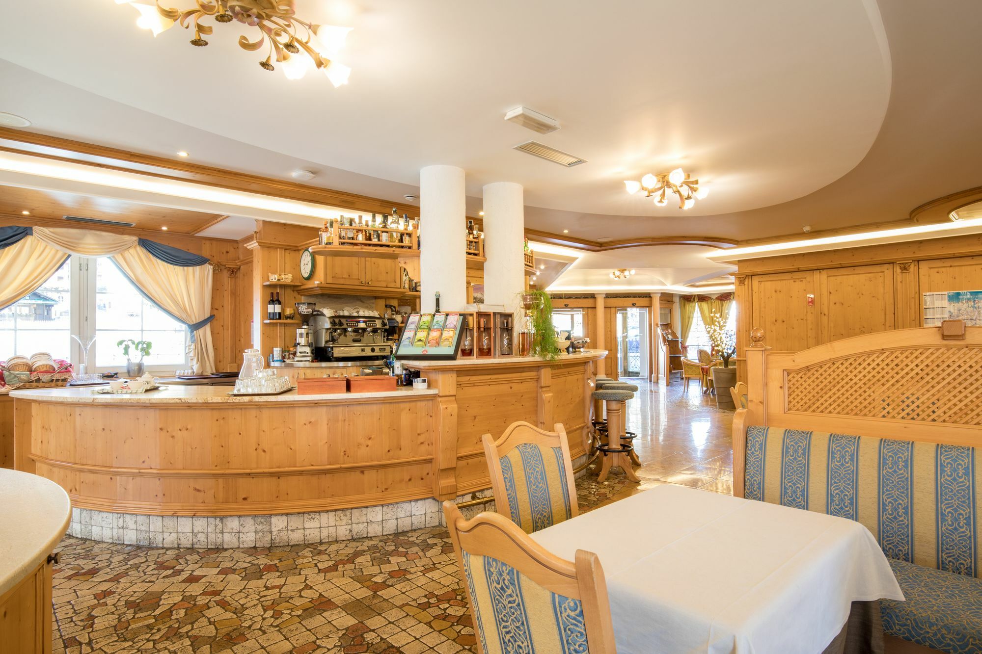 מדונה די קמפיליו Hotel Chalet All'Imperatore מראה חיצוני תמונה