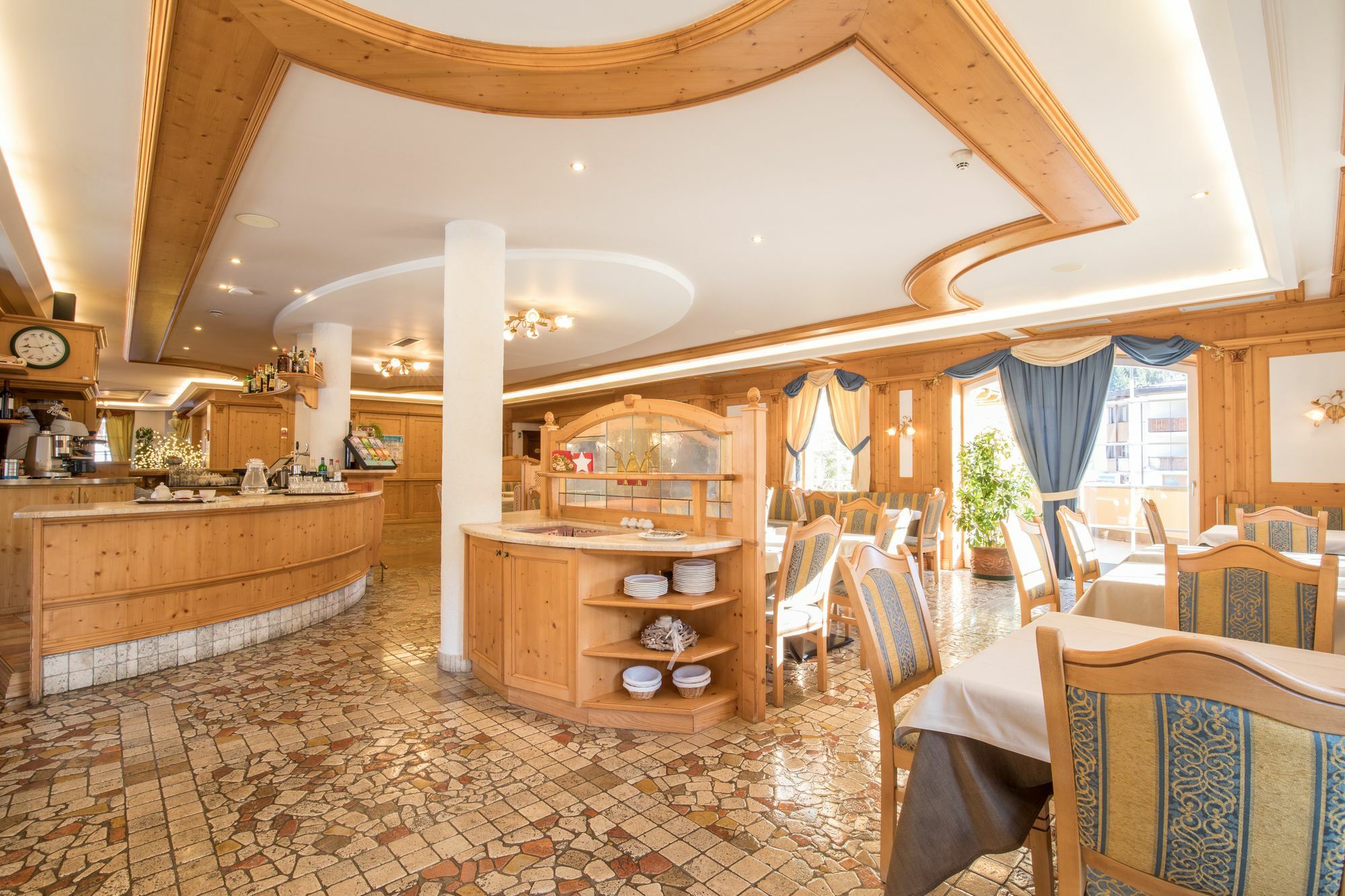 מדונה די קמפיליו Hotel Chalet All'Imperatore מראה חיצוני תמונה